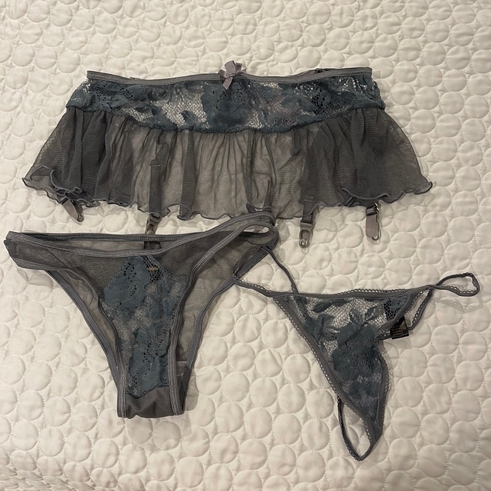 Women silver/gray bundle of Garter skirt with two panties set